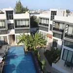 Del Mare Park מלון